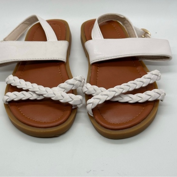 Source Unknown Other - Toddler Girl's White Criss Cross Multi Strap Roped Sandals